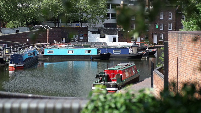 英国伯明翰的天然气街盆地。视频素材