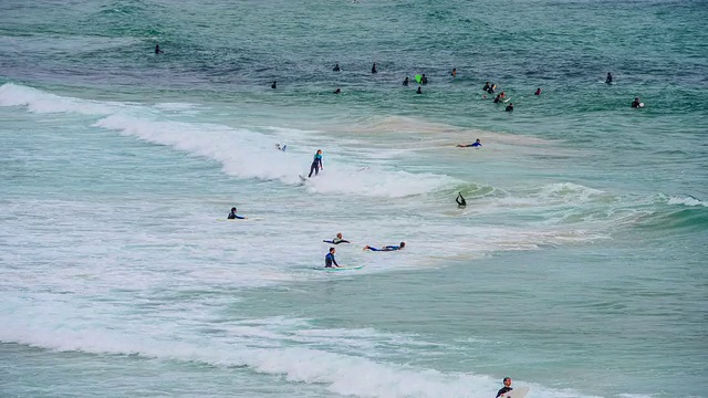 在邦迪海滩冲浪视频素材