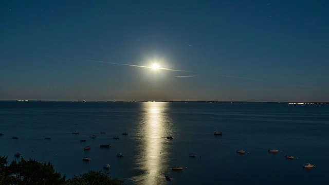 海港月升之夜视频素材