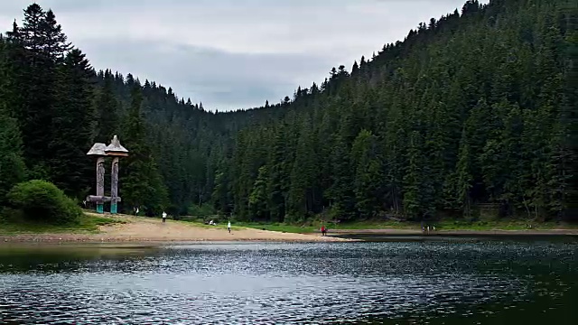 湖面上人们的时间流逝视频素材