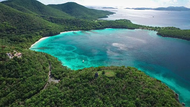 美国圣约翰和平山和霍克斯尼特湾的航拍视频视频素材