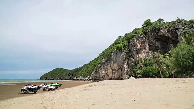 嘉乐山时光流逝(上溯)视频素材