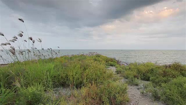 傍晚泰国的海景。多莉。视频素材