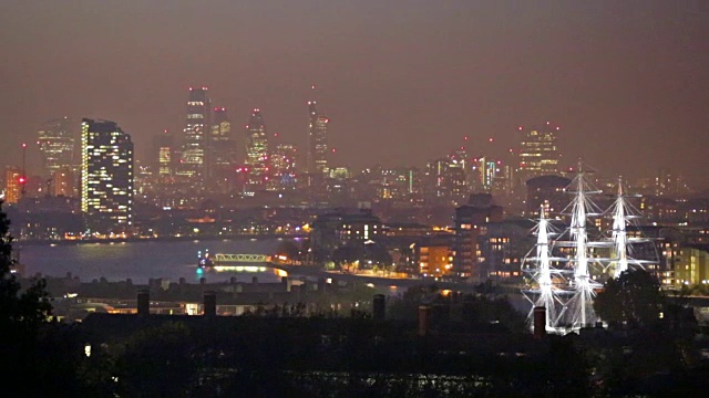 金丝雀码头夜景。夜景视频素材