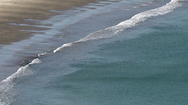 海浪鸟瞰图海景视频素材