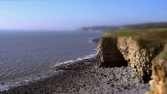 悬崖和落基海岸。倾斜转变间隔拍摄视频素材