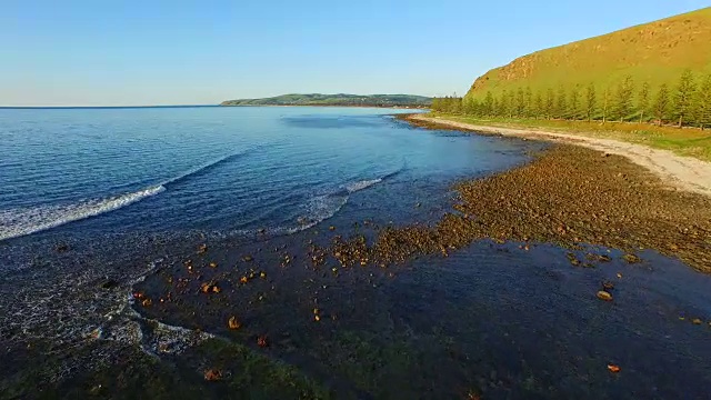 鸟瞰原始的澳大利亚海岸线视频素材