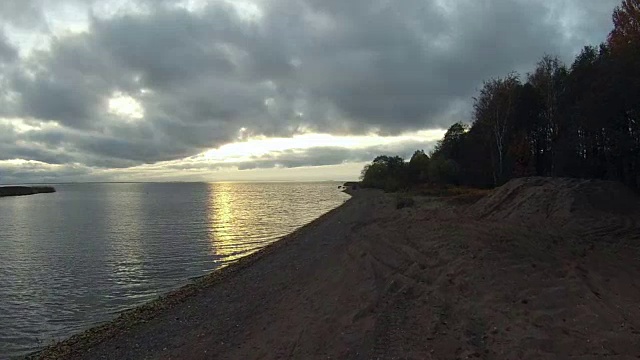 日落海景鸟瞰图视频素材