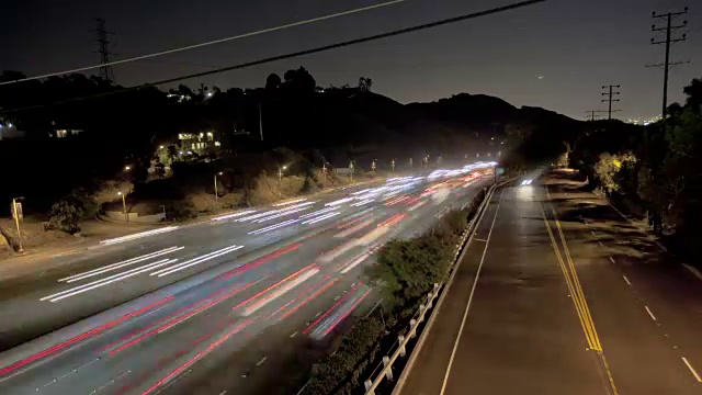 夜间公路交通视频素材