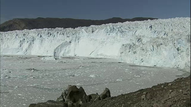 从Sermeq Kujalleq冰川，伊卢利萨特冰湾，格陵兰视频素材