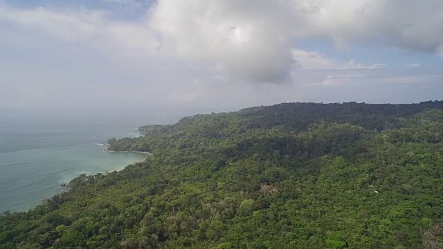 港鸟瞰图Jiménez海岸线在哥斯达黎加视频下载