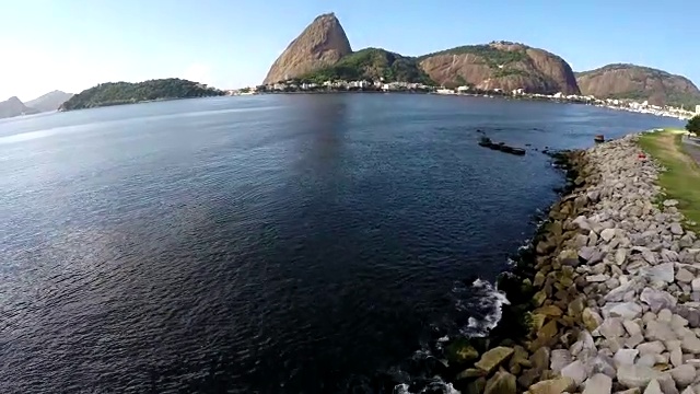 鸟瞰图Pão de Açucar和博塔佛戈湾在里约热内卢de里约热内卢，巴西视频素材