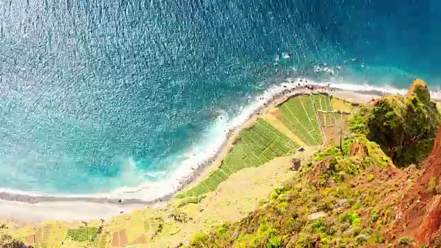 从马德拉岛的卡波吉劳岛看大西洋海岸视频素材