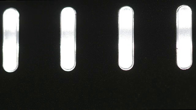 白色LED按钮加载视频素材