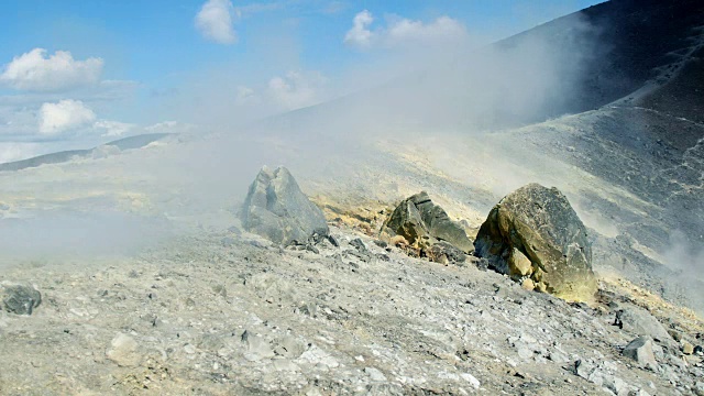 意大利的火山岛:西西里岛，墨西拿埃奥利岛，利帕里岛视频素材