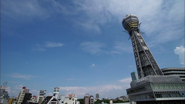 延时拍摄，Tsutenkaku塔上空视频素材