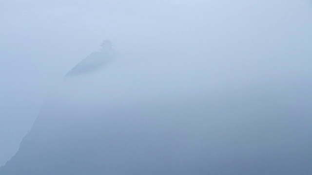 峨眉山的延时观视频素材