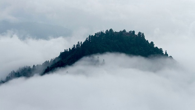 峨眉山的延时观视频素材