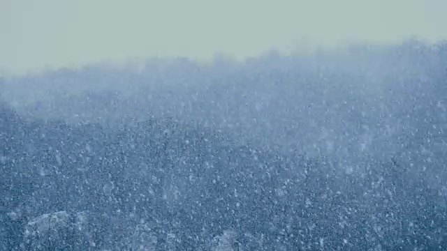 斯洛文尼亚在冬季圣诞节期间会下大雪视频素材