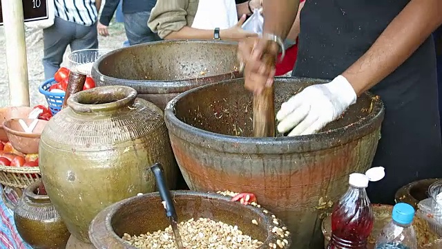 做泰国菜视频素材