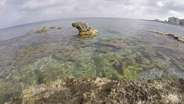 希腊罗德斯海中的岩石视频素材