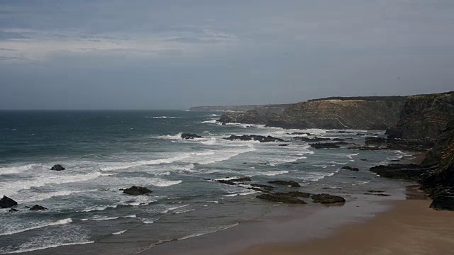 葡萄牙西海岸的海浪视频下载