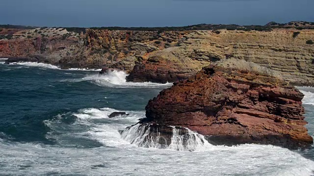 葡萄牙西海岸的海浪视频素材