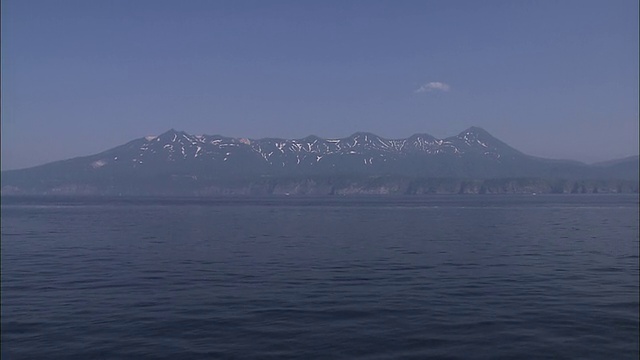 北海道知床半岛的群山视频素材