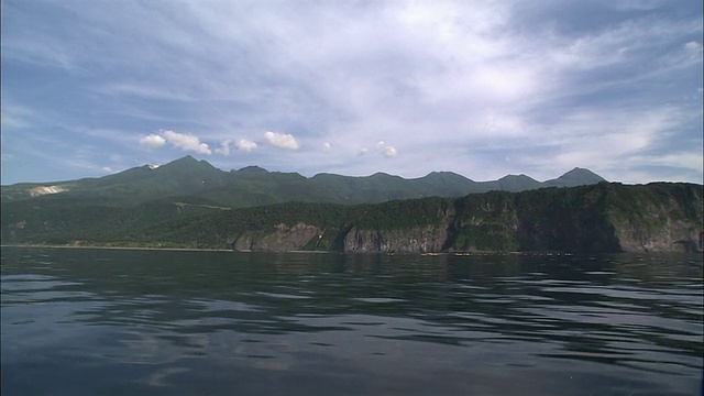 北海道知床半岛的海岸线视频素材