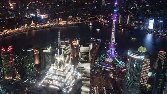 时间流逝上海市区从白天到夜晚的过渡视频素材