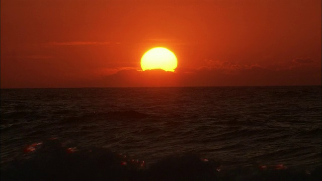 北海道鄂霍次克海外的日落视频素材