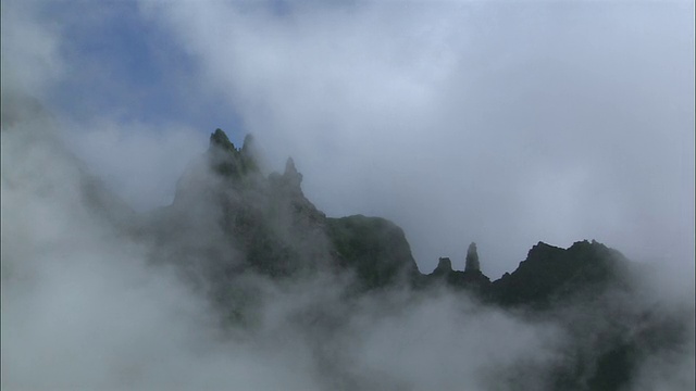 北海道理尻山上空雾视频素材