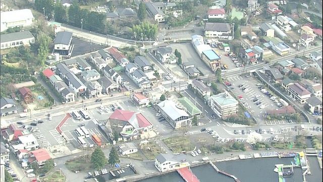 房舍和箱根关章位于日本箱根海岸。视频素材