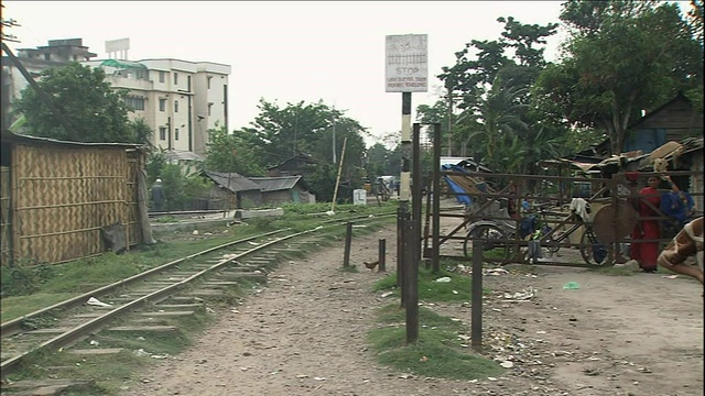 铁路轨道，大吉岭喜马拉雅铁路视频素材