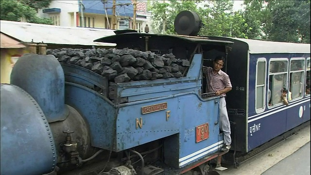 火车，大吉岭喜马拉雅铁路视频素材