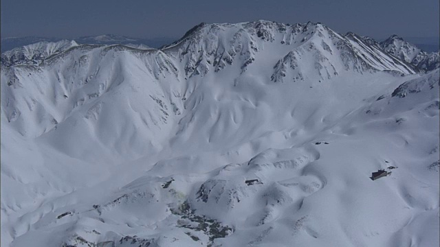 空中，日本富山田山地狱谷谷视频素材