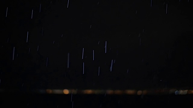 夜雨闪电视频素材