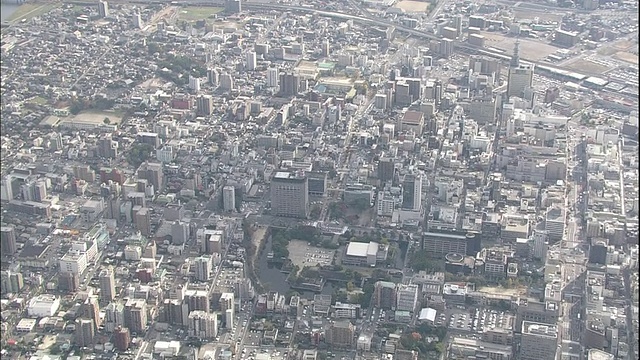 大分市围绕着大分港。视频素材