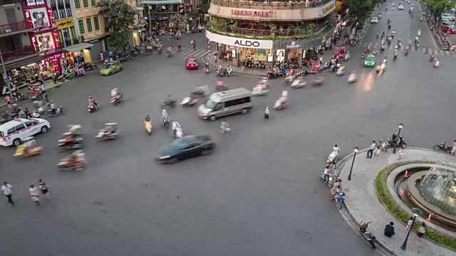 越南河内混乱街道的时光流逝视频素材