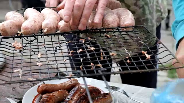 肉香肠烧烤视频素材