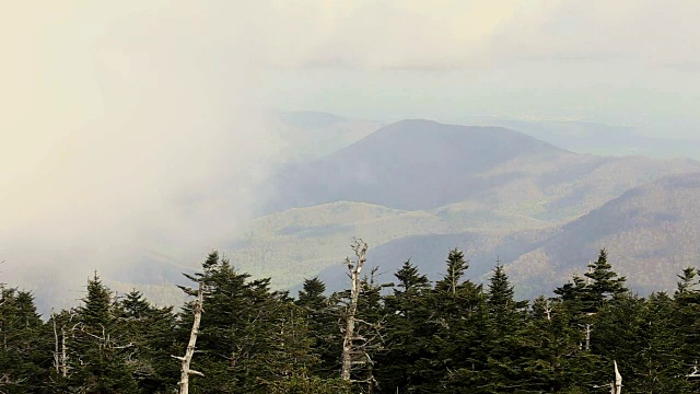 烟雾山的时间流逝视频下载