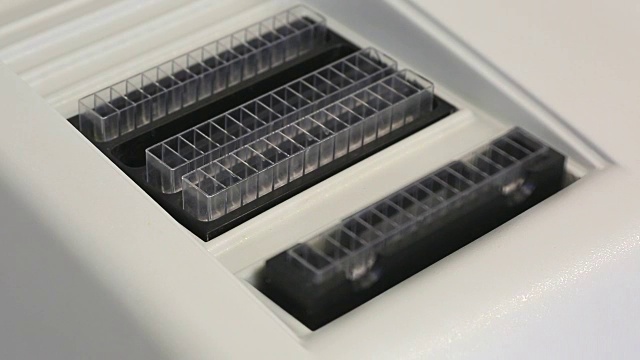 15路半自动生化分析仪视频素材