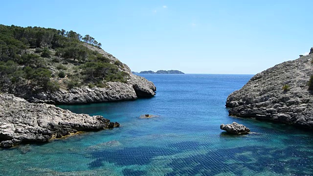 Caló d'en Monjo, Peguera, Calvià and Andratx, 马略卡岛, 西班牙视频素材