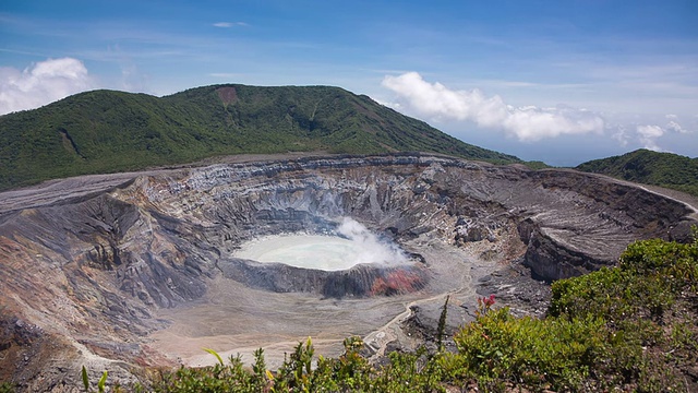 哥斯达黎加波阿斯火山口视频下载