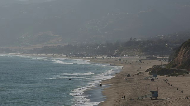 加州海滩:杜姆角和祖玛海滩，马里布视频素材