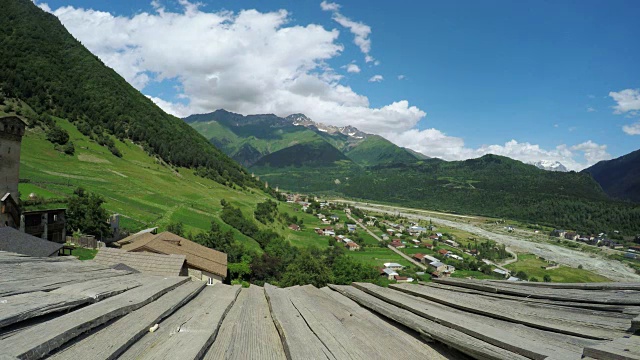 屋顶Svan塔夏天视频素材