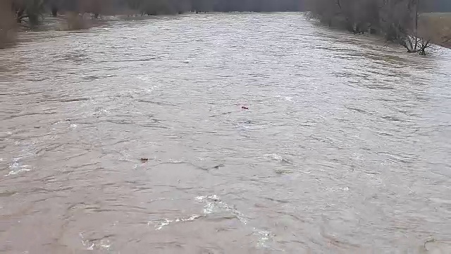 河水决堤视频素材