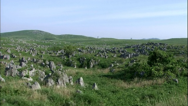 秋吉田高地曾经是经过一亿多年时间形成的珊瑚海。视频素材