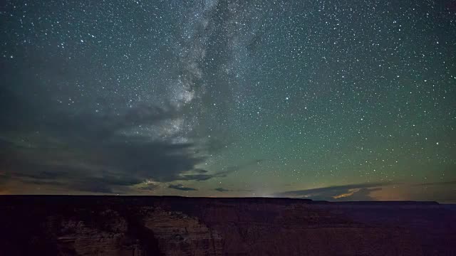 星星夜空延时大峡谷视频素材