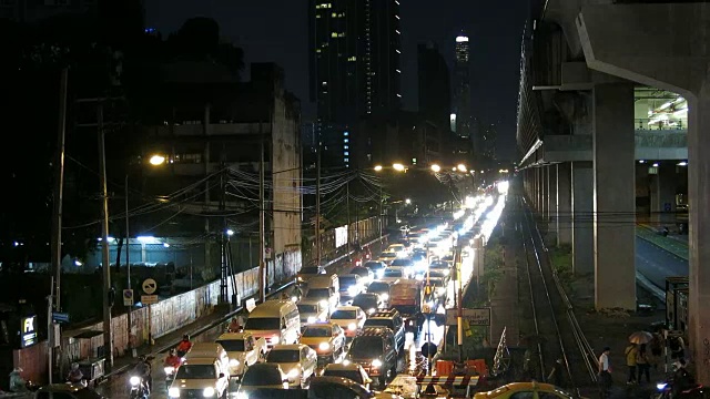 大雨过后亚洲的交通状况视频素材